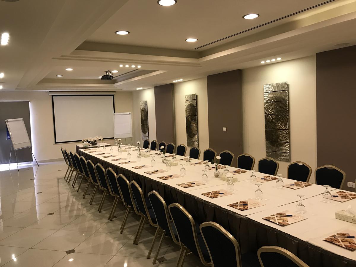Capri Hotel Suites Αμμάν Εξωτερικό φωτογραφία